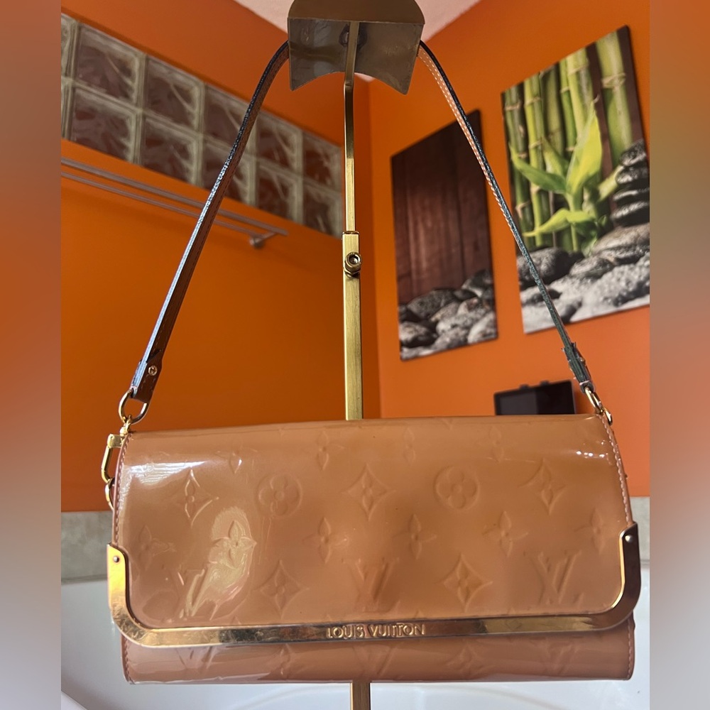 ‼️sold💕Louis Vuitton Rossmore Clutch Shoulder Bag